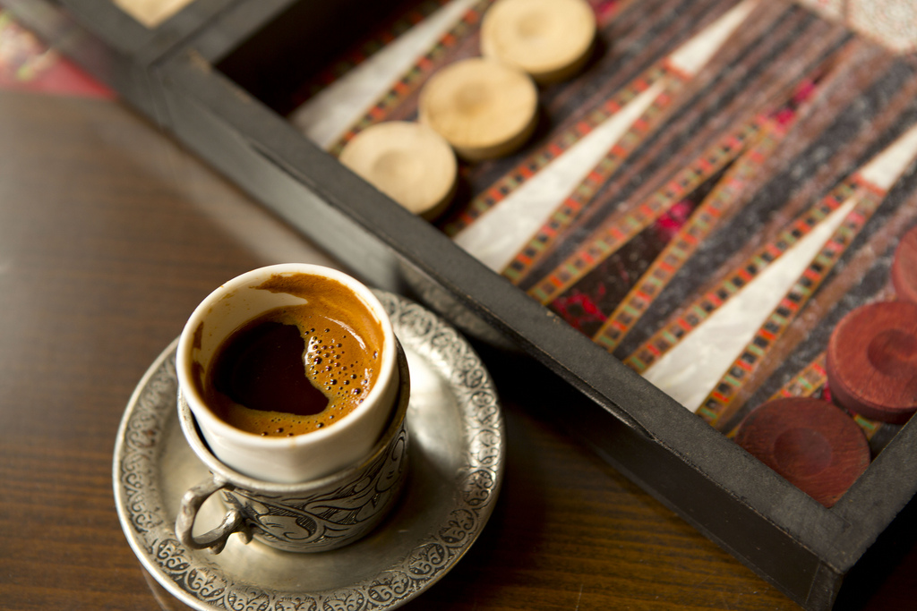 turkish-coffee-and-backgammon
